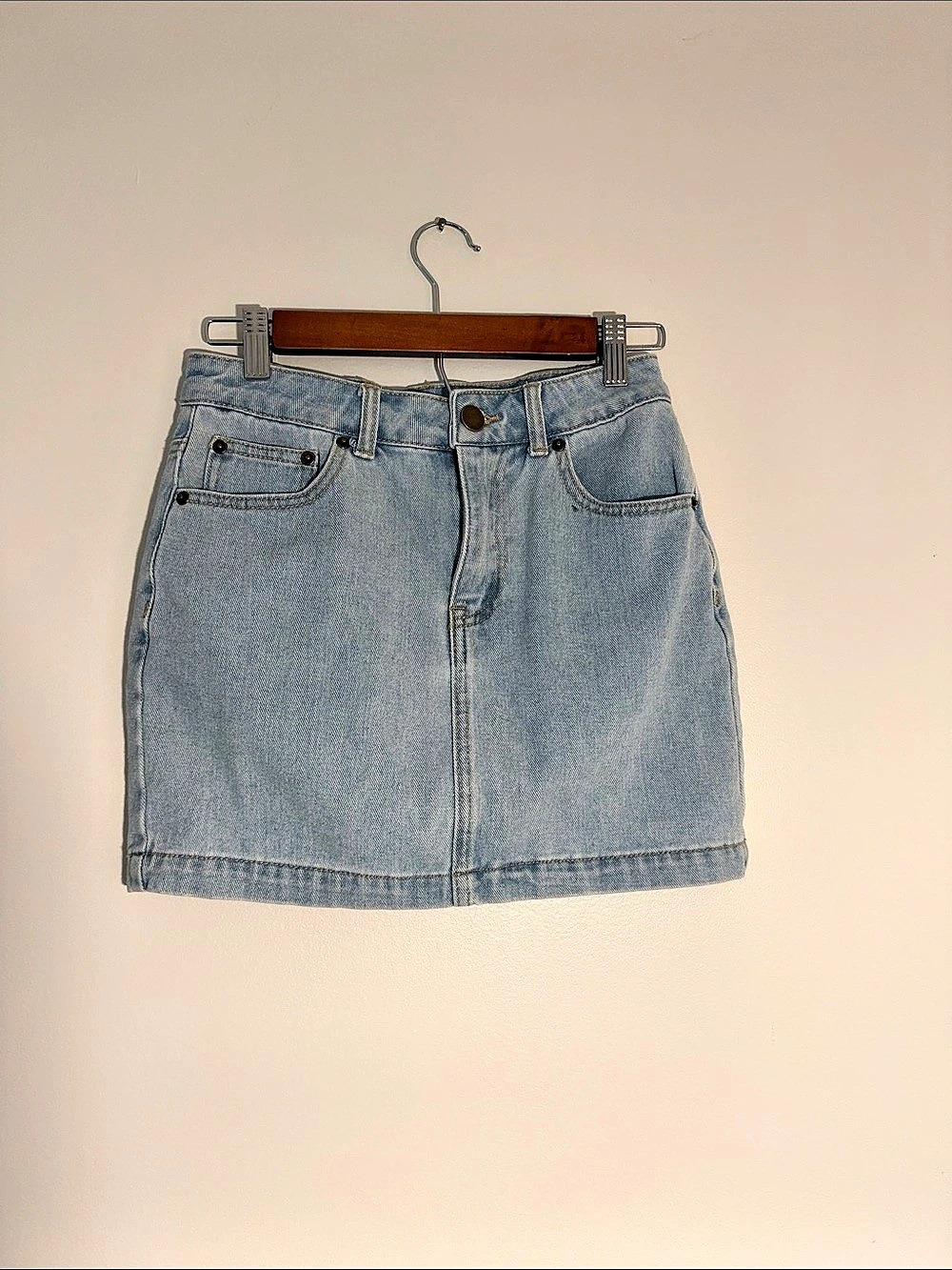 Forever 21 Denim Mini Skirt Size Small